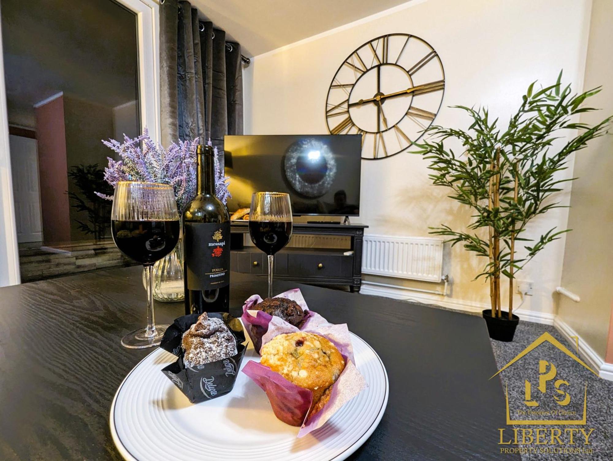 6 Guests * 4 Bedroom * Free Wi-Fi *Huntingdon Dış mekan fotoğraf
